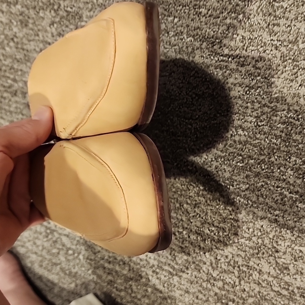 Aerisoles east wing tan leather upper slip ons size 8M balance man made - Picture 2 of 12